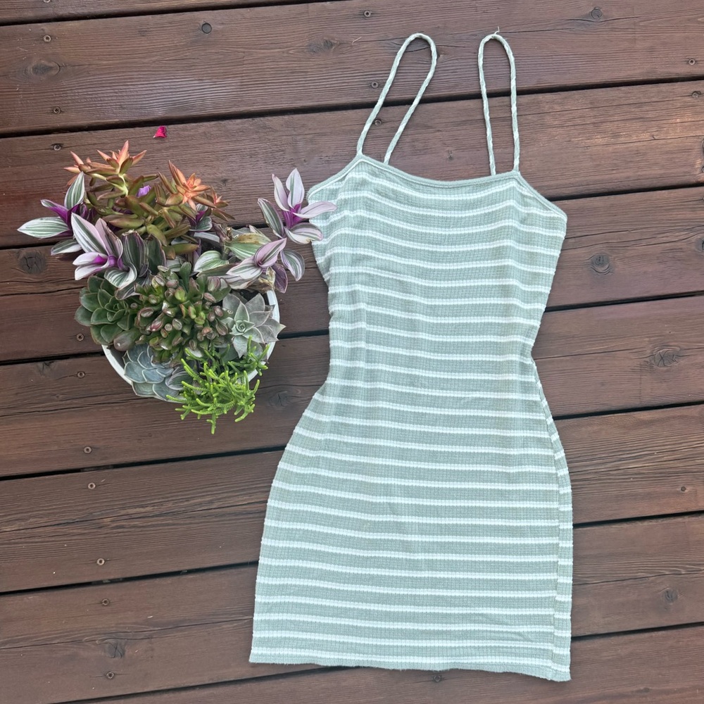 🪴Forever 21 Bodycon Mini Dress, M